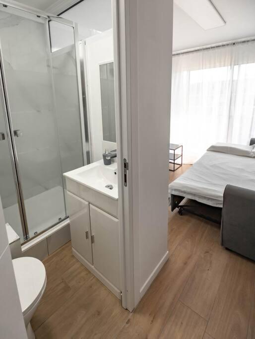 Apartamento Avec Climatisation, A 900 M De La Fréjus